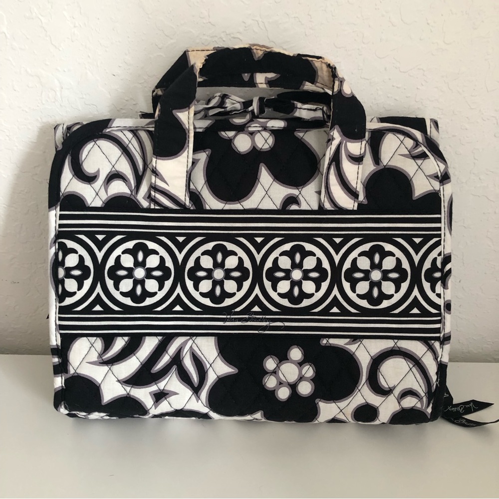 Vera Bradley Travel Bathroom Bag Gem